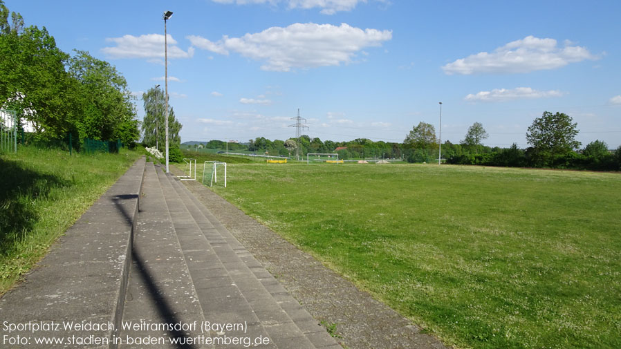 Weitramsdorf, Sportplatz Weidach