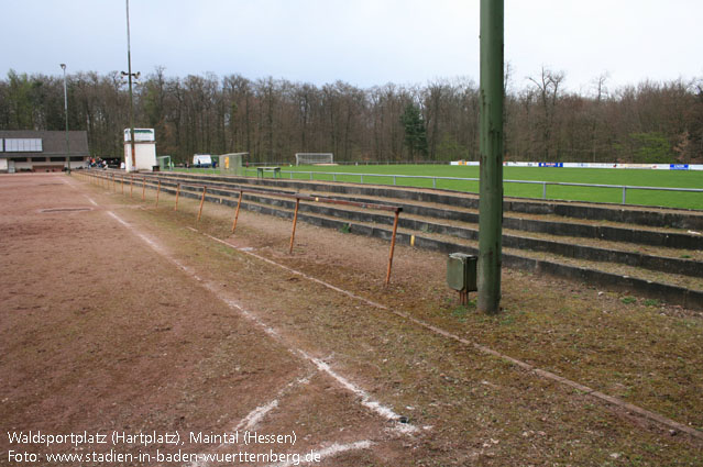 Waldsportplatz (Ascheplatz), Maintal (Hessen)