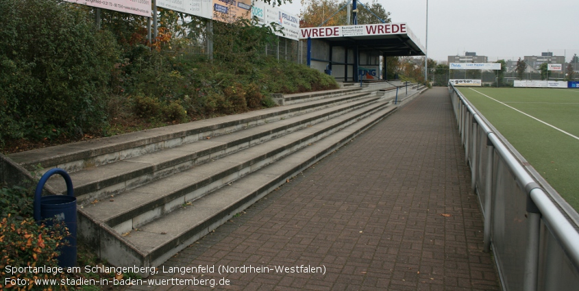 Sportanlage am Schlangenfeld, Langenfeld