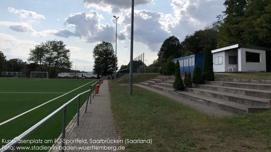 Saarbrücken, Kunstrasenplatz am FC-Sportfeld