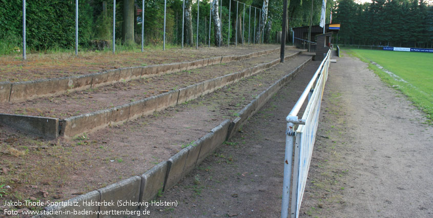 Jakob-Thode-Sportplatz, Halstenbek