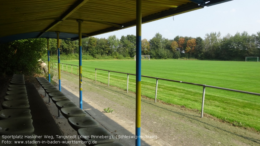 Tangstedt (Kreis Pinneberg), Sportplatz Hasloher Weg